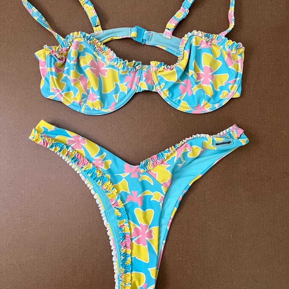 Blackbough Pina Colada Amelia Set size: XL